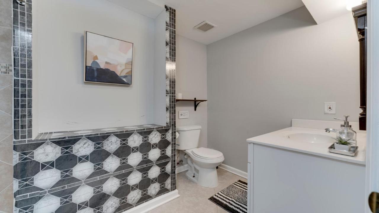 Stylish 3Br 3Ba Colonial House By Cozysuites Alexandria Exterior foto